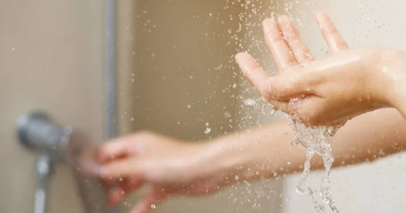 Bu yaşın üstündekilere daha az duş almaları tavsiye edildi Sözcü Gazetesi