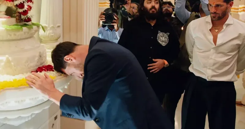 Messi, Hindu tanrısı Hanuman ı ziyaret etti