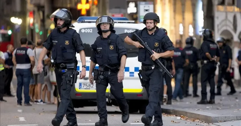 İspanya da şiddet yanlısı taraftar gruplarına operasyon: 57 kişi gözaltında