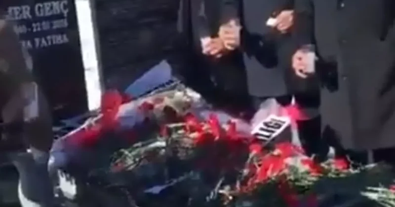 Özgür Özel rakı görüntülerine Ayyaşlar Bayramı göndermesi! Mükafatını seçimde alacak