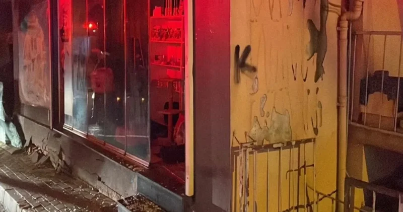 Sarıyer de kayma meydana gelen bina tahliye edildi