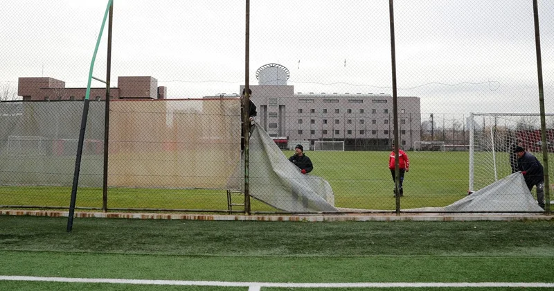 Beştepe İlhan Cavcav Tesisleri nde brandalar kaldırıldı Sözcü Gazetesi
