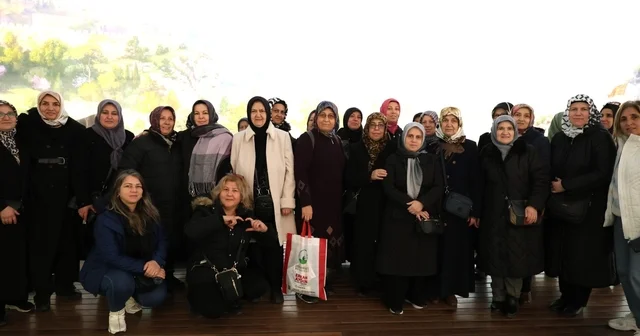 Osmangazi Belediyesi nden kadınlara kültür gezisi Bursa Haberleri