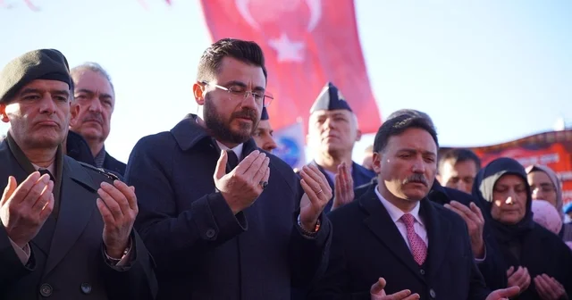 Başkan Okandan 17 Aralık Şehitlerini dualarla andı Kayseri Haberleri