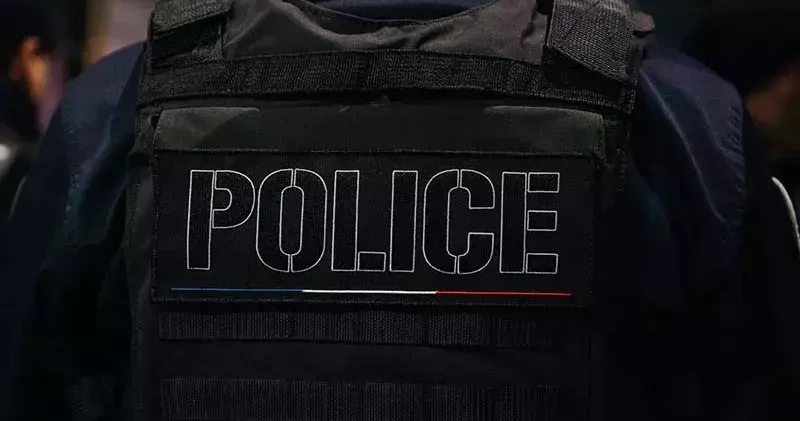 Fransa da bir dairenin zemini çöktü