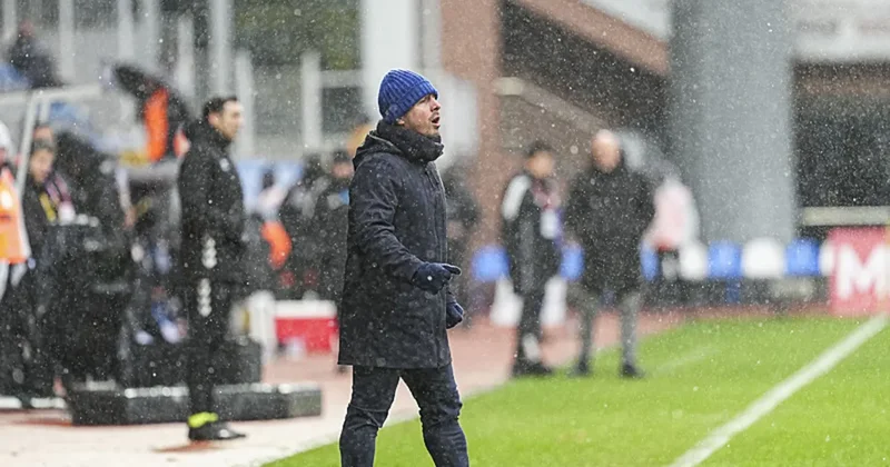 Kasımpaşa Teknik Direktörü Emre Belözoğlu: Bizim adımıza talihsizlik