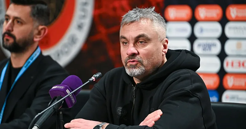 Samsunspor Teknik Direktörü Thomas Reis ten maç sonu hakem tepkisi: Anlaşılır bir şey değil