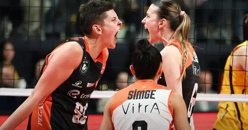 Voleybolda derbinin galibi Eczacıbaşı! VakıfBank Eczacıbaşı Dynavit maç sonucu 1 3 Voleybol Haberleri Spor