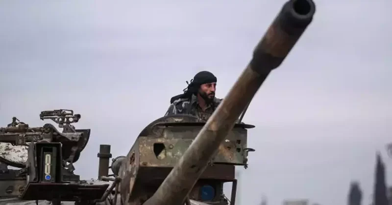 Suriye de SDG balonu 24 saatte patladı: Petrolün yüzde 70 ini kaybettiler! Karargah düştü