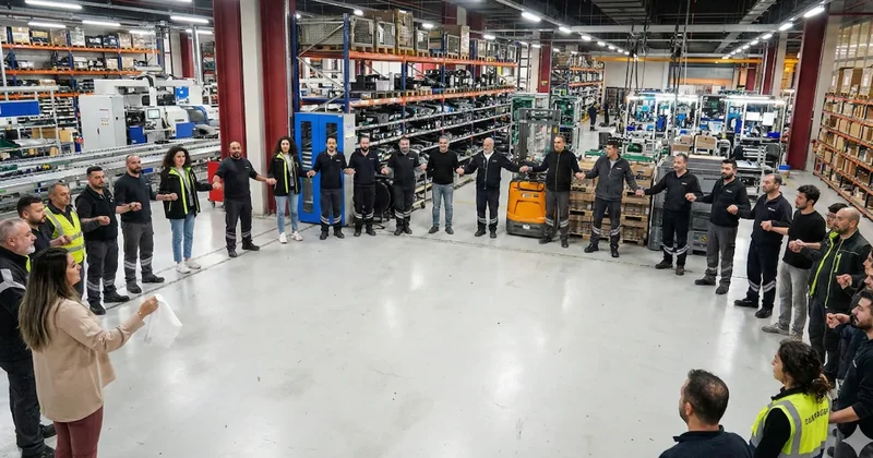 Fabrikada en düşük maaş 95 bin TL oldu: İşçiler halay çekerek kutladı Sözcü Gazetesi