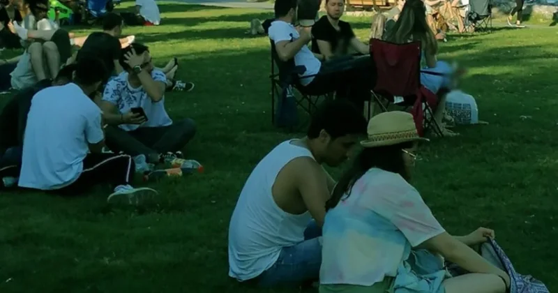 Gençlerle yapılan ankette sürpriz sonuç: 3. sıradaki parti şaşırttı Sözcü Gazetesi