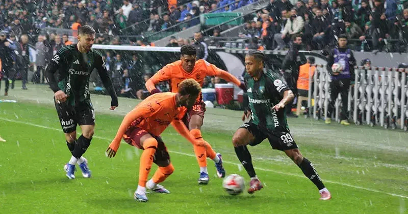 Trabzonspor 90+1 de kazandı