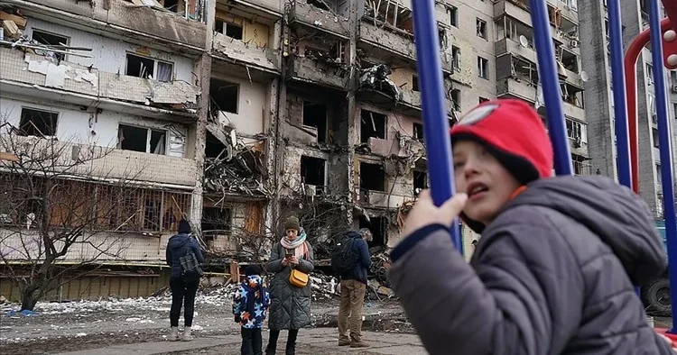 Rusya Ukrayna Savaşı nın 1 haftalık bilançosu: Yüzlerce bomba, İHA ve füzeler kullanıldı