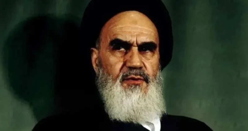 Humeyni nin Türkiye deki sürgün günleri: Urfalı kayınpeder için müziksiz restoran bulmak sorun oldu; hayatında ilk kez denize girdi