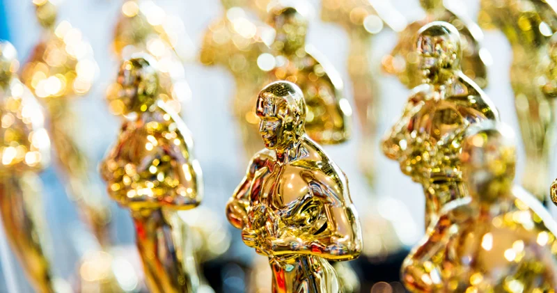 Sinema dünyasının en prestijli ödülünün arkasındaki eğlenceli hikaye: Altın Oscar heykelinin kökeni ne?