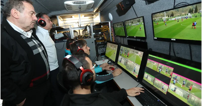 Uluslararası Futbol Birliği Kurulu nda VAR için yeni adımlar: Yanlış kornerden 2. sarı karta 4 başlık masada!