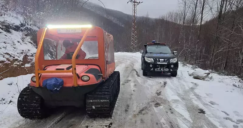 Yalova da yüksek kesimlerde kar esareti: Mahsur kalan 35 kişiyi AFAD kurtardı