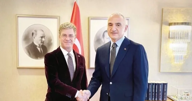 Devlet Opera ve Balesi’nde Sağtürk dönemi bitti