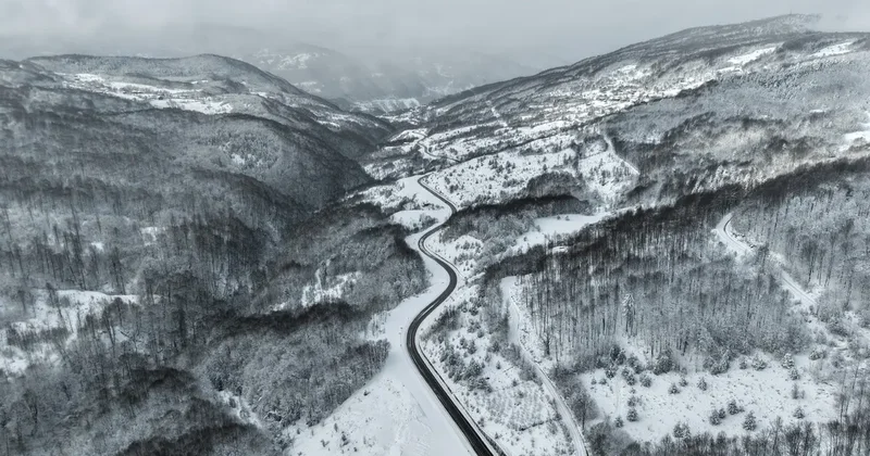 Çangal Dağı beyaza büründü: Kar manzarası böyle görüntülendi