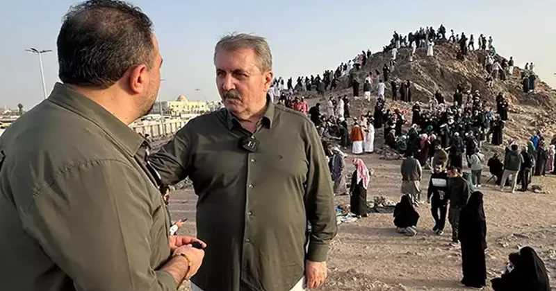 Destici den mukaddes topraklarda yürekleri titreten sözler: Yaşadıkça davacısıyız