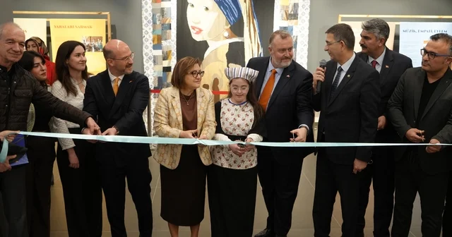 Hollanda ile Türkiye arasındaki 400 yıllık bağ Gaziantep te sergileniyor Gaziantep Haberleri