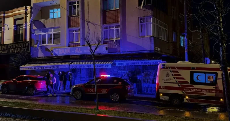 Arnavutköy de Eşinin Gözleri Önünde Bıçaklandı