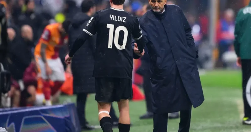 Galatasaray ın tarihi maçını izleyen Fenerbahçeliler aynı yorumu yapıyor