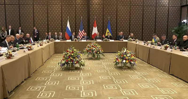 Rusya, Ukrayna ve ABD arasında Cenevre de yapılan görüşmeler ikinci gününde devam ediyor