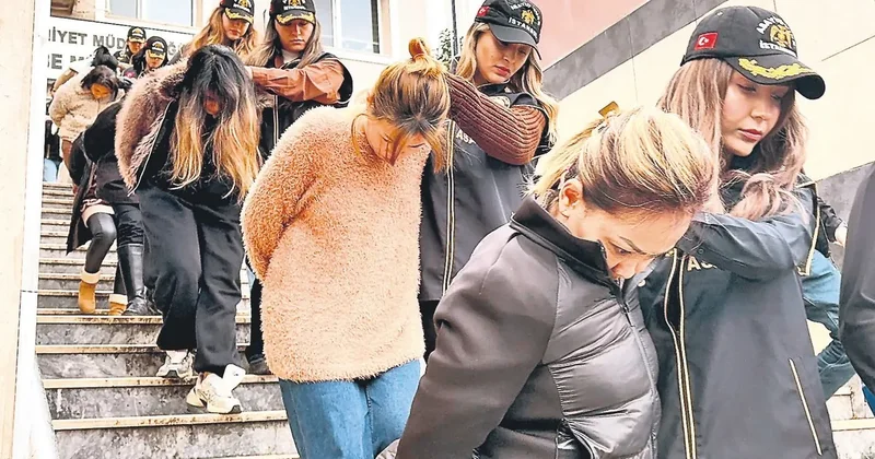 Filipinli kadınlardan 650 bin liralık vurgun