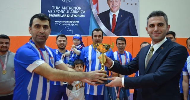 Selendi Kaymakamlık Kupası, Belediye Spor un oldu Manisa Haberleri