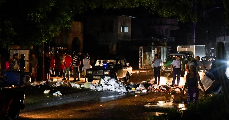 Küba da hayat durma noktasında: Yakıt, gıda ve turist krizi derinleşiyor