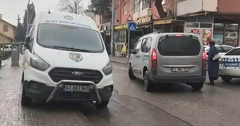 İstasyonda boşanma aşamasındaki eşini başından vurarak öldürdü