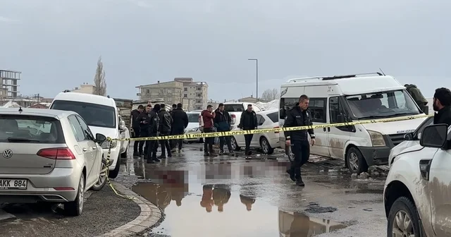 Yüksekova da silahlı intihar girişimi: 1 ağır yaralı Hakkari Haberleri