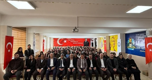 Diyadin de Bir bilenle bilge nesil projesi öğrencilerle buluştu Ağrı Haberleri