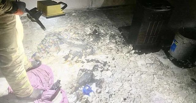 Sobadan çıkan kıvılcımlar, yangına neden oldu; 3 kişi hastaneye kaldırıldı Bartın Haberleri