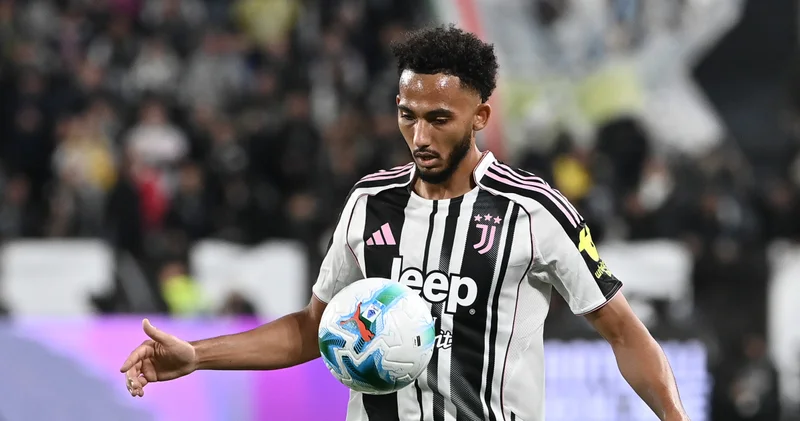 Juventuslu futbolcu ırkçılığa maruz kaldı! Futbol Haberleri