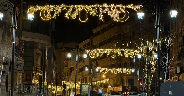 Karabük te ışıklandırmalarla Ramazan heyecanı başladı Karabük Haberleri