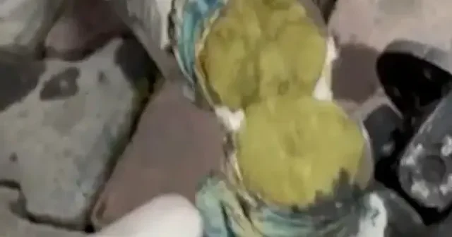 Siirt’te araç parçalarına gizlenmiş 5,3 kilo esrar ele geçirildi VİDEO İZLE