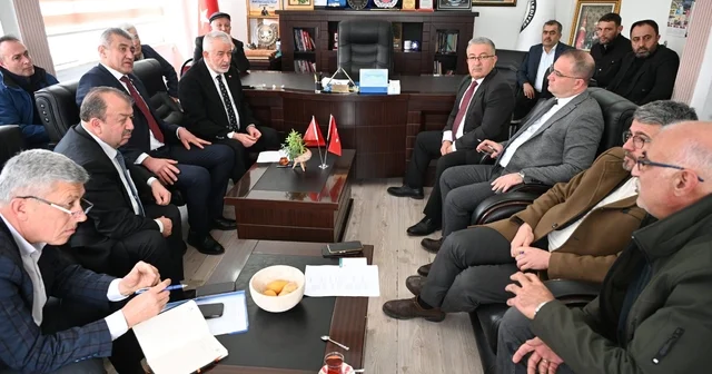 Başkan Şükrü Başdeğirmen Aksu da muhtarların taleplerini dinledi Isparta Haberleri