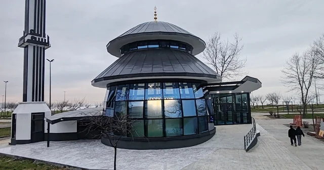 Denize nazır camlı cami ilk teravihle açılıyor Trabzon Haberleri