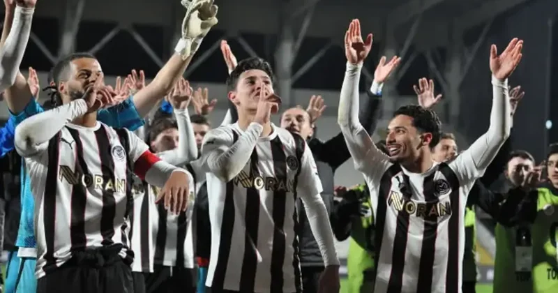 1. Lig de çılgın maç! Süper Lig umuduyla 2 0 dan dönüp kazandılar