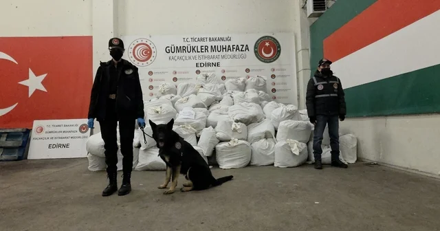 Kapıkule de rekor yakalama, yaklaşık 1 ton esrar ele geçirildi Edirne Haberleri