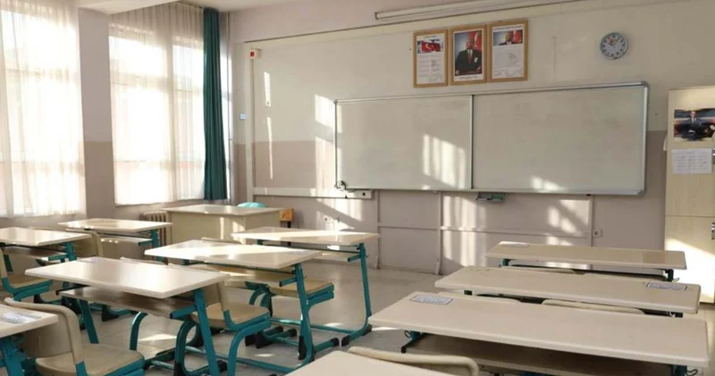 Ara tatil kaldırılacak mı? Bakan Tekin den yanıt