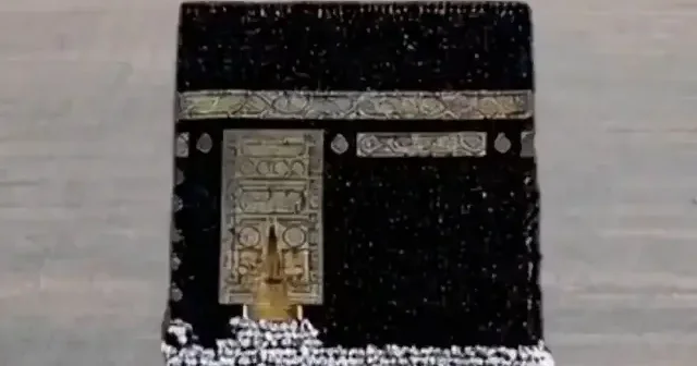 İmam Hatip öğrencilerinden 11 Ayın Sultanı na koreografili karşılama VİDEO İZLE