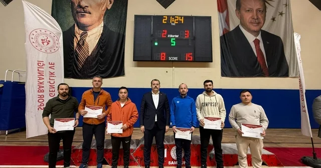 Tıp Bayramı Voleybol Turnuvası nda kupa ve madalyalar sahiplerini buldu Samsun Haberleri