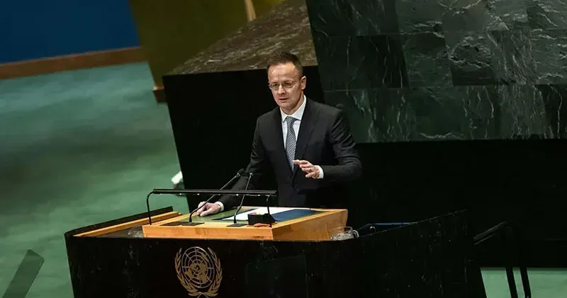 Macaristan, Ukrayna ya yakıt sevkiyatını askıya aldı