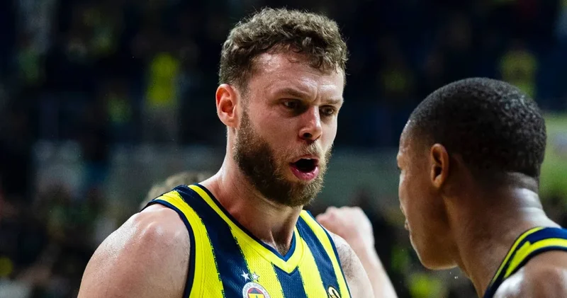 Fenerbahçe de Nicolo Melli depremi