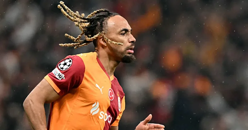 Sacha Boey ilk golü attı