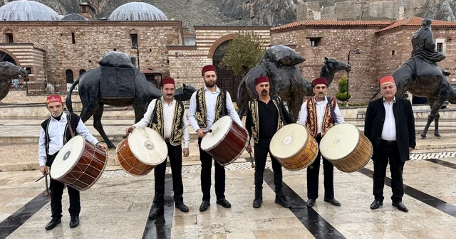 Tokat ta Ramazan geleneği yaşatılıyor, 21 davulcu sahaya çıkıyor Tokat Haberleri