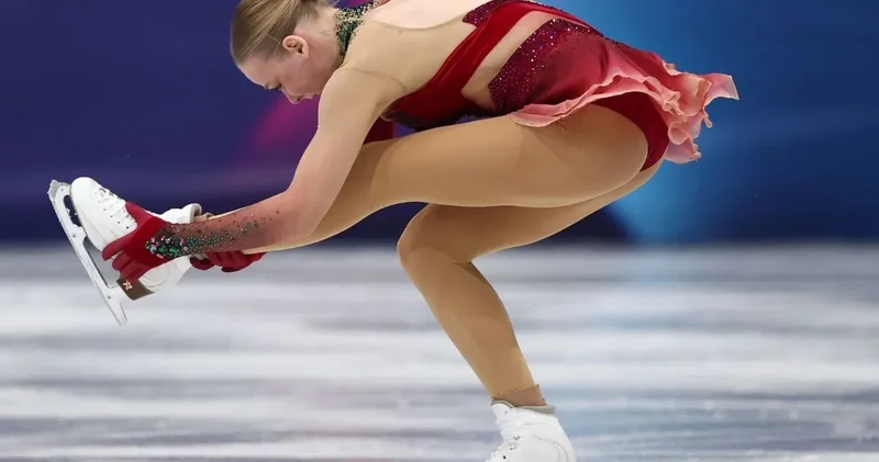 Buzda nefes kesen dans: Dünya ekran başına kilitlendi